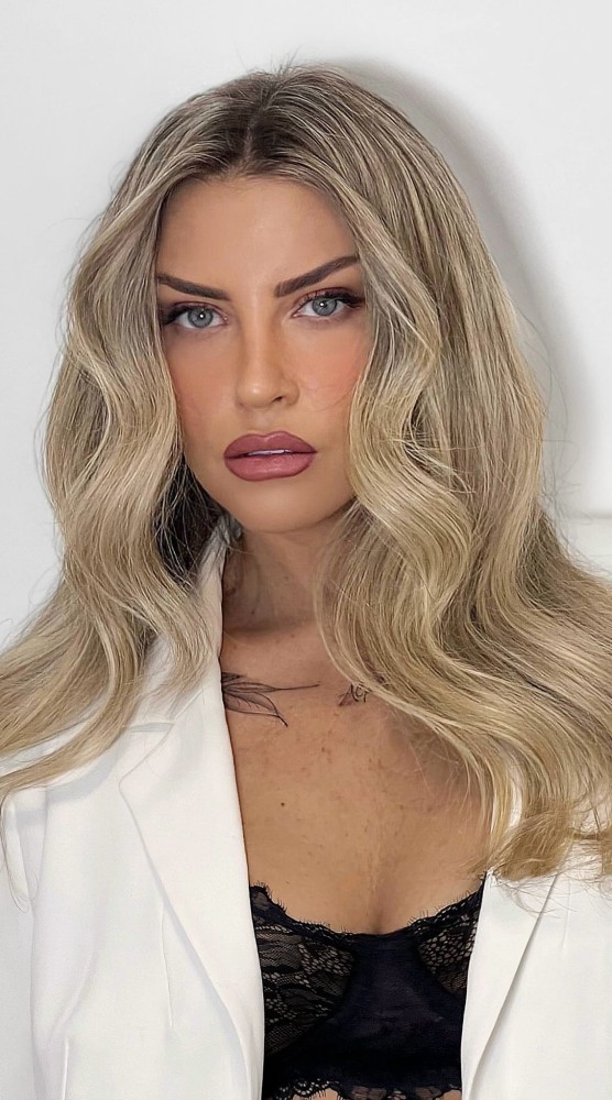 YANA BRESKI